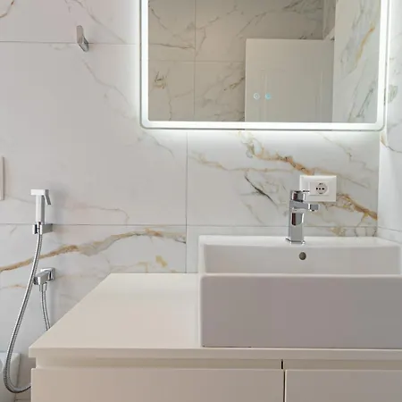 Evianamar Aparthotel *