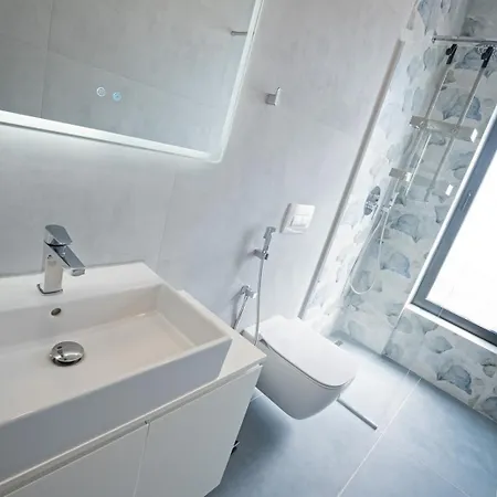 Evianamar Aparthotel *