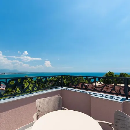 Evianamar *